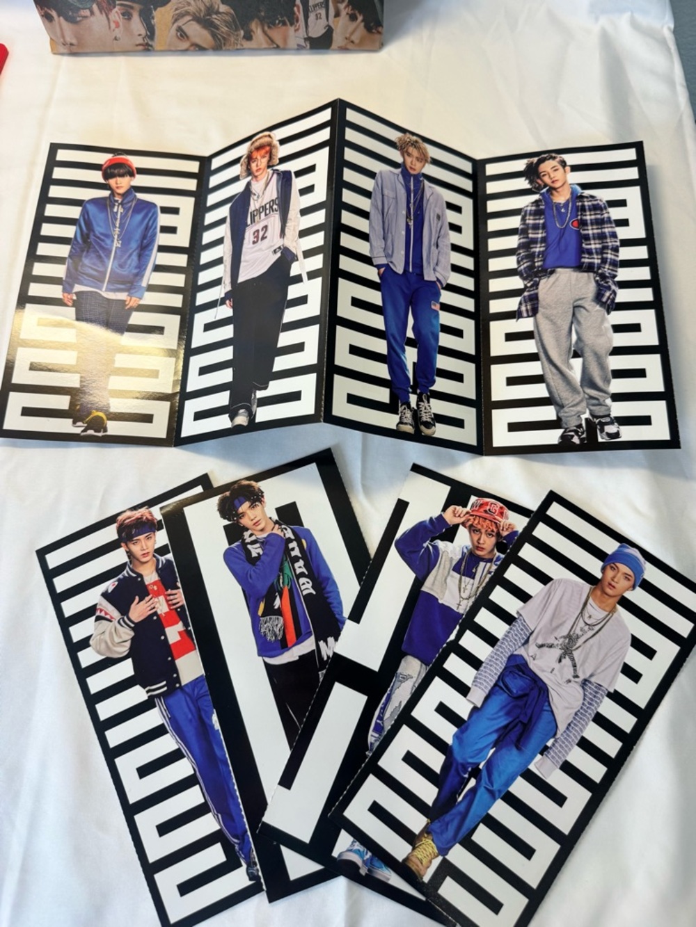 NCT 127 Limitless CD Album Set with stickers, photos, and lots more - Picture 13 of 16